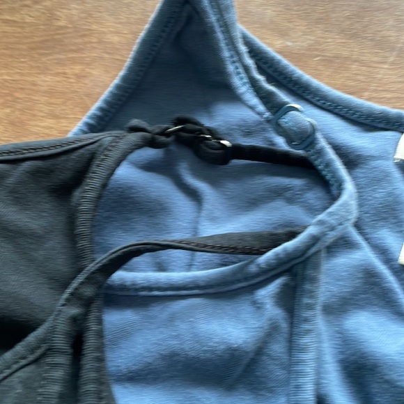 Old Navy bra tanks - two pack - Picture 5 of 7